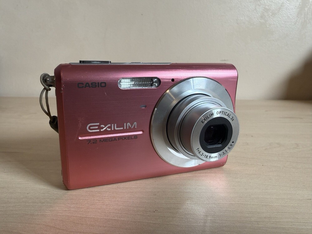Casio EXILIM ZOOM EX-Z75 7.2 MP Digital Compact Camera - PINK